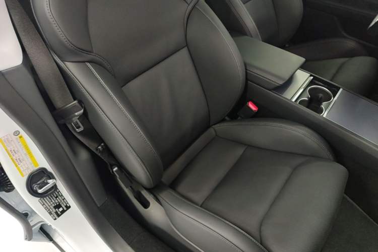 Used Tesla Model 3 2024 High-Performance All-Wheel-Drive Version Right Front Seat