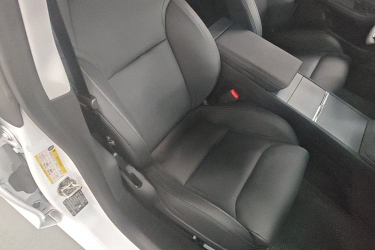 Used Tesla Model 3 2024 High-Performance All-Wheel-Drive Version Right Front Seat