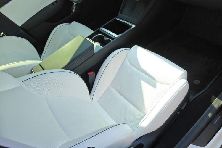 Used Tesla Model 3 2024 High-Performance All-Wheel-Drive Version Right Front Seat