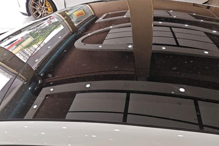 Used Tesla Model 3 2024 High-Performance All-Wheel-Drive Version Roof