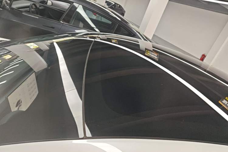 Used Tesla Model 3 2024 High-Performance All-Wheel-Drive Version Roof