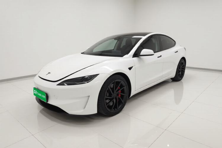 Tesla Model 3 2024 High-Performance All-Wheel-Drive Version
