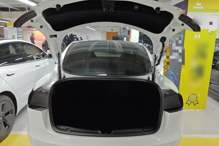 Used Tesla Model 3 2024 High-Performance All-Wheel-Drive Version Trunk