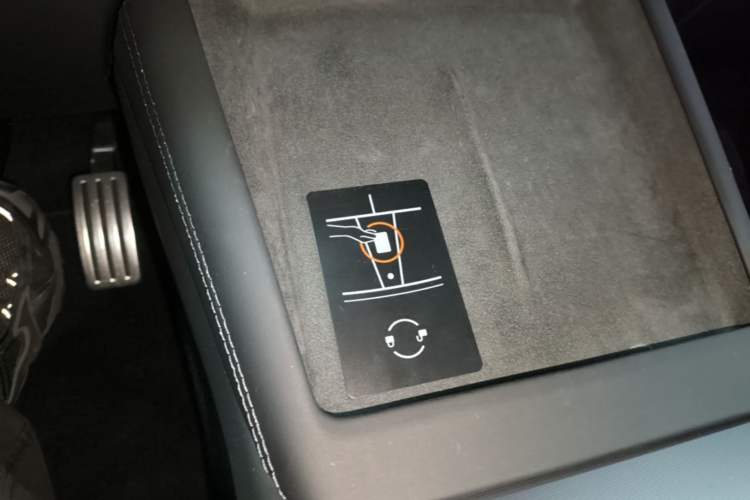 Used Tesla Model 3 2024 High-Performance All-Wheel-Drive Version Vehicle Key
