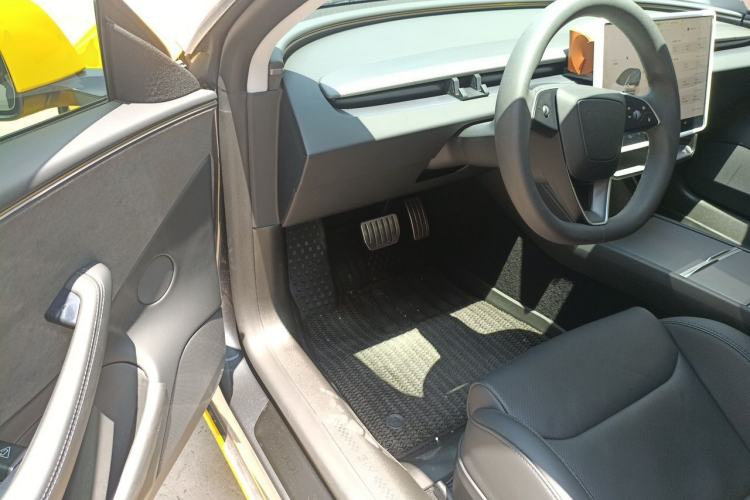 Used Tesla Model 3 2024 High-Performance All-Wheel-Drive Version Driver Seat