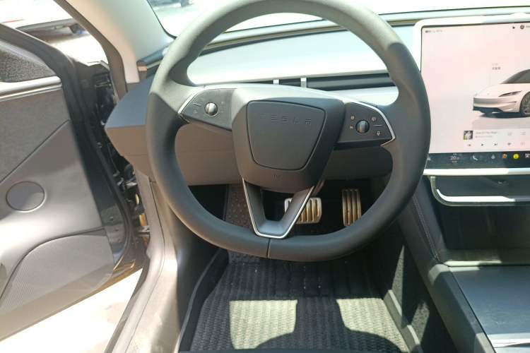 Used Tesla Model 3 2024 High-Performance All-Wheel-Drive Version Steering Wheel