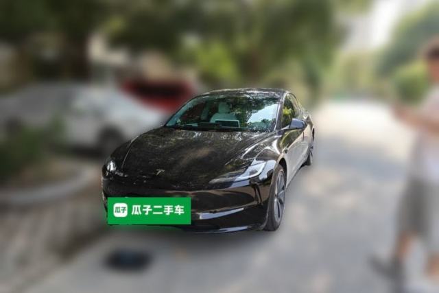 Used Tesla Model 3 2025 Long-Range All-Wheel-Drive Version