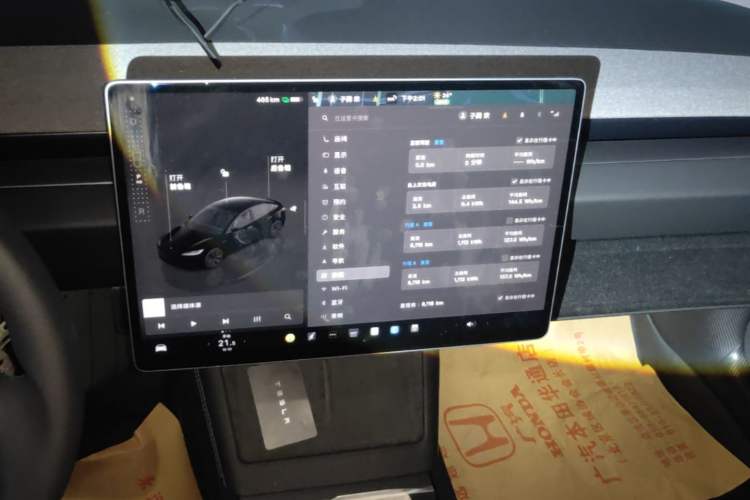 Used Tesla Model 3 2025 Model Long-Range Rear-Wheel-Drive Version Audio And AC Panel