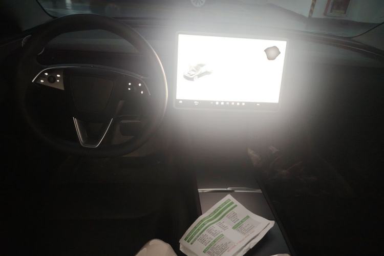 Used Tesla Model 3 2025 Rear-Wheel-Drive Version Center Console