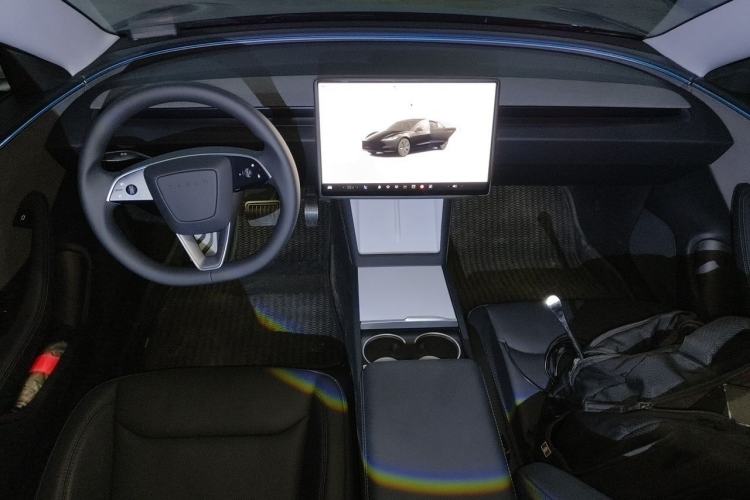 Used Tesla Model 3 2025 Model Revised Rear-Wheel-Drive Version Center Console