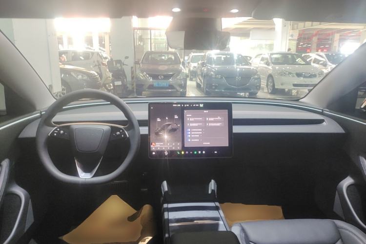 Used Tesla Model 3 2025 Model Revised Rear-Wheel-Drive Version Center Console