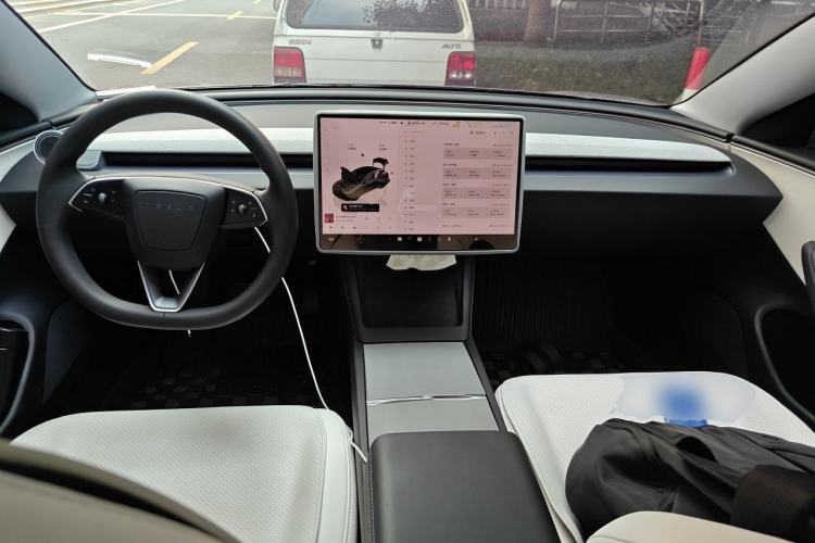 Used Tesla Model 3 2025 Model Revised Rear-Wheel-Drive Version Center Console