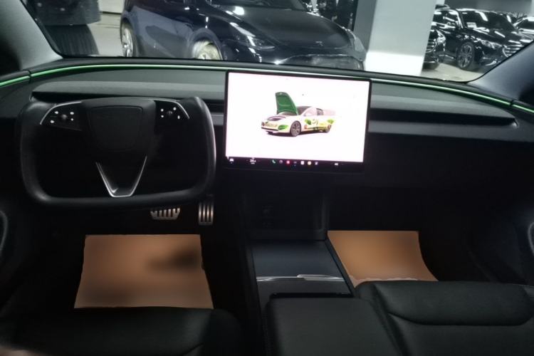 Used Tesla Model 3 2025 Rear-Wheel-Drive Version Center Console