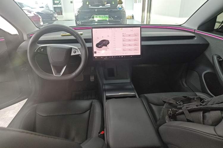 Used Tesla Model 3 2025 Model Revised Rear-Wheel-Drive Version Center Console