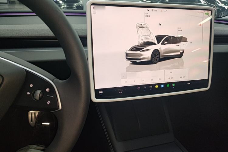 Used Tesla Model 3 2025 Rear-Wheel-Drive Version Center Console