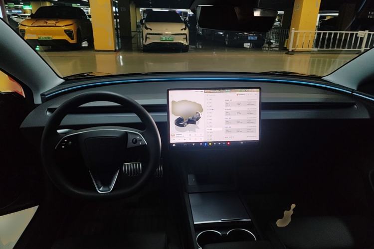 Used Tesla Model 3 2025 Model Revised High-Performance All-Wheel-Drive Version Center Console