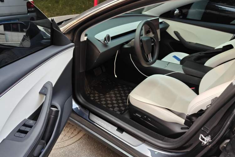 Used Tesla Model 3 2025 Model Revised Rear-Wheel-Drive Version Driver Seat