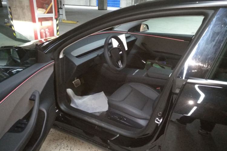 Used Tesla Model 3 2025 Rear-Wheel-Drive Version Driver Seat
