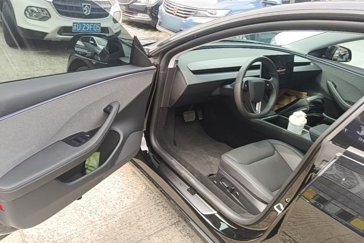 Used Tesla Model 3 2025 Rear-Wheel-Drive Version Driver Seat