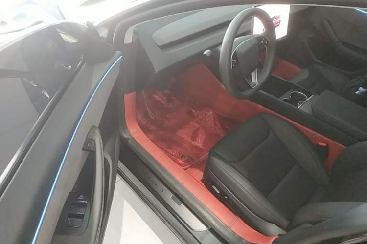 Used Tesla Model 3 2025 Rear-Wheel-Drive Version Driver Seat