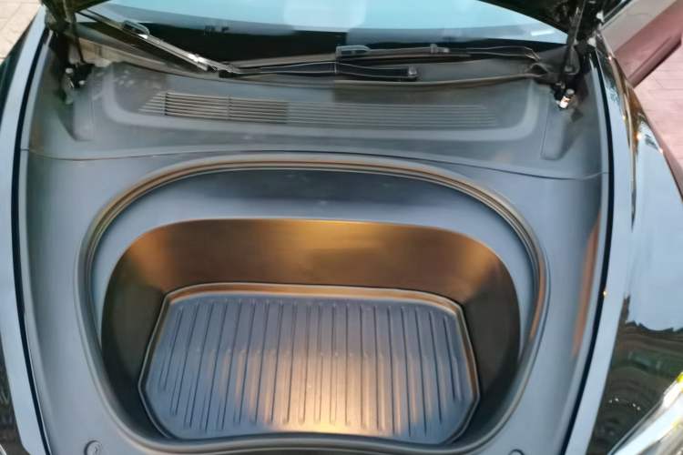 Used Tesla Model 3 2025 Model Revised Rear-Wheel-Drive Version Engine Bay