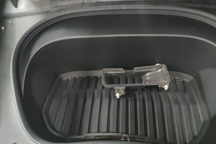 Used Tesla Model 3 2025 Rear-Wheel-Drive Version Engine Bay