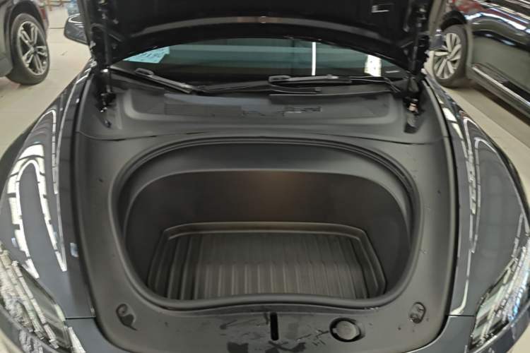 Used Tesla Model 3 2025 Rear-Wheel-Drive Version Engine Bay