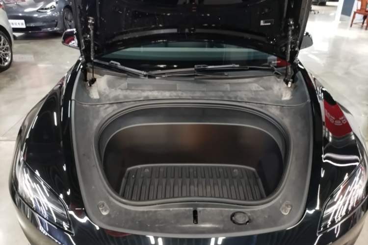 Used Tesla Model 3 2025 Rear-Wheel-Drive Version Engine Bay
