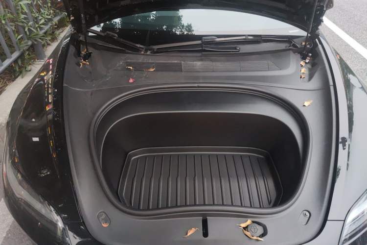 Used Tesla Model 3 2025 Model Revised Rear-Wheel-Drive Version Engine Bay