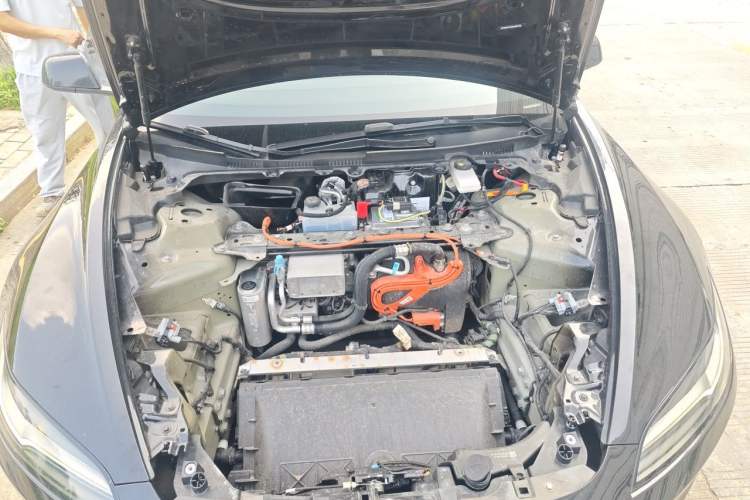 Used Tesla Model 3 2025 Rear-Wheel-Drive Version Engine Bay