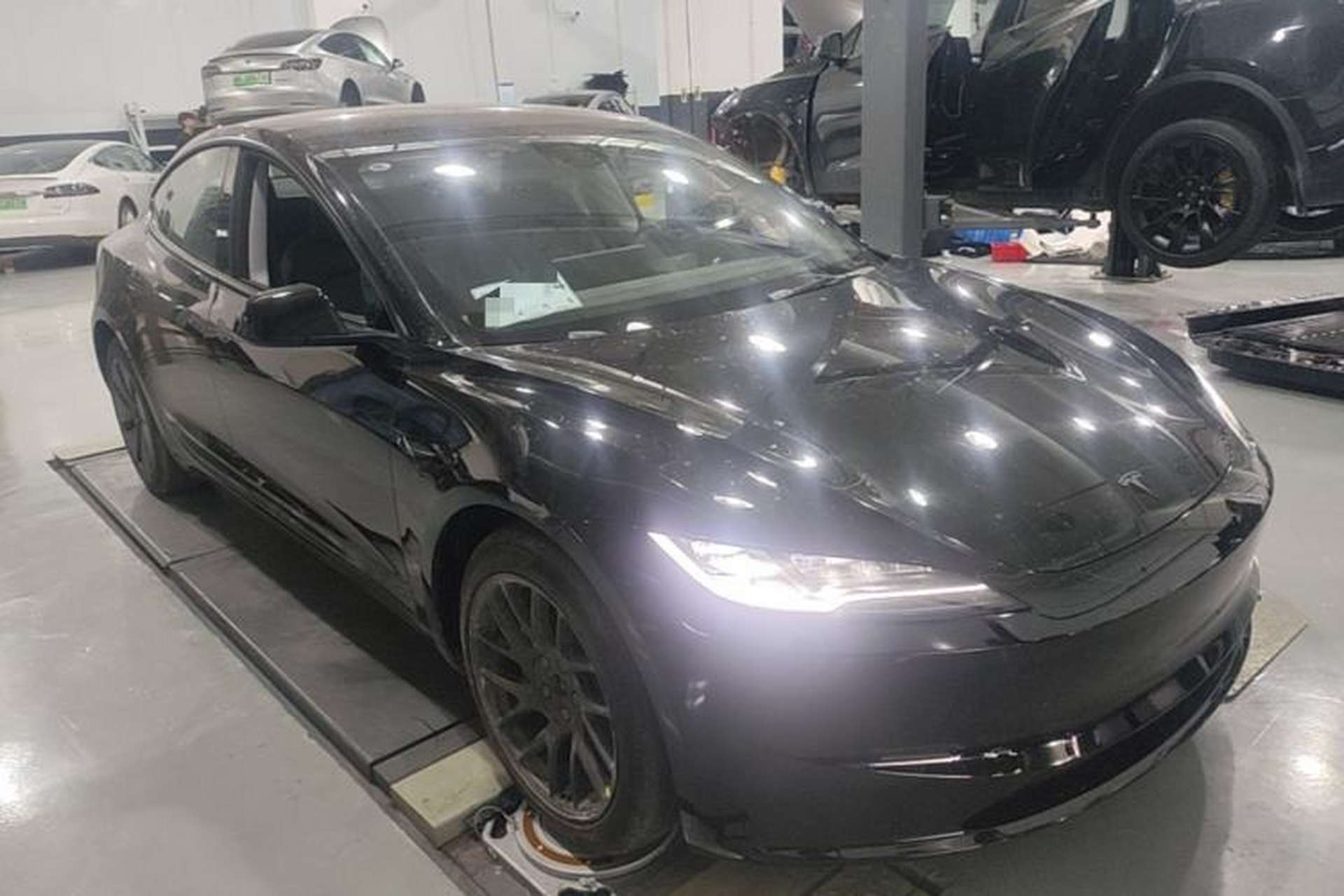Used Tesla Model 3 2025 Model Revised Rear-Wheel-Drive Version Exterior 1