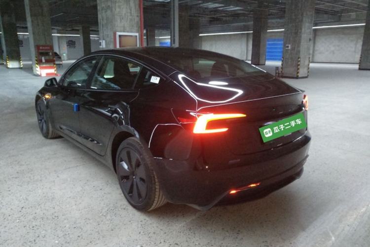 Used Tesla Model 3 2025 Rear-Wheel-Drive Version Exterior 2