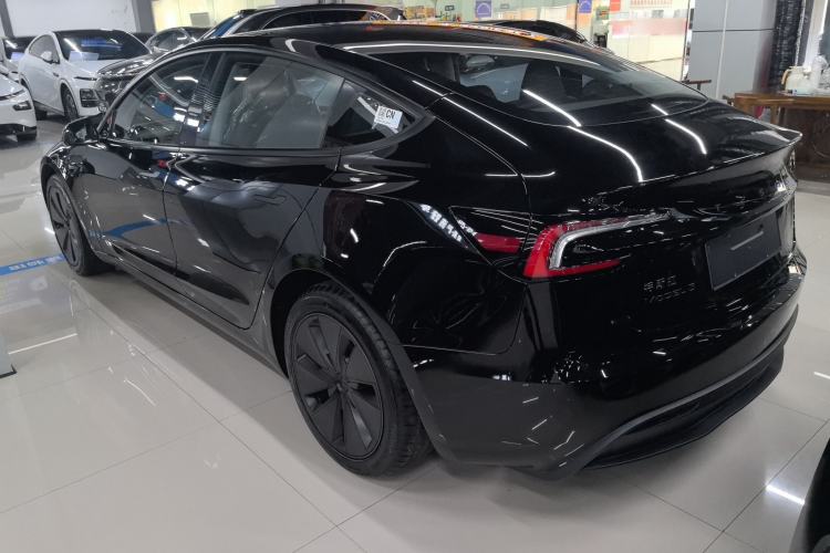 Used Tesla Model 3 2025 Model Revised Rear-Wheel-Drive Version Exterior 4