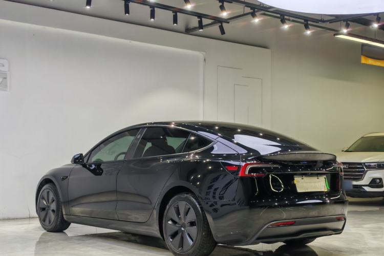 Used Tesla Model 3 2025 Model Revised Rear-Wheel-Drive Version Exterior 4