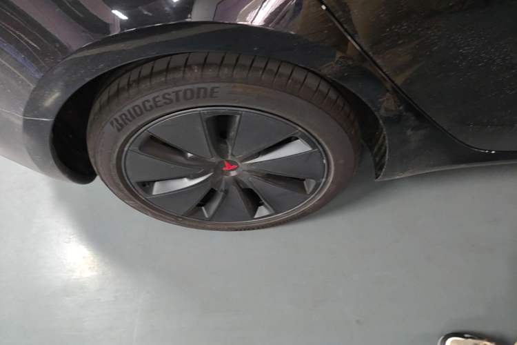 Used Tesla Model 3 2025 Model Long-Range Rear-Wheel-Drive Version Exterior 5