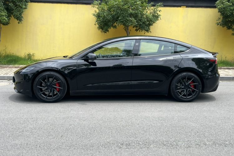 Used Tesla Model 3 2025 Model Revised High-Performance All-Wheel-Drive Version Exterior 5