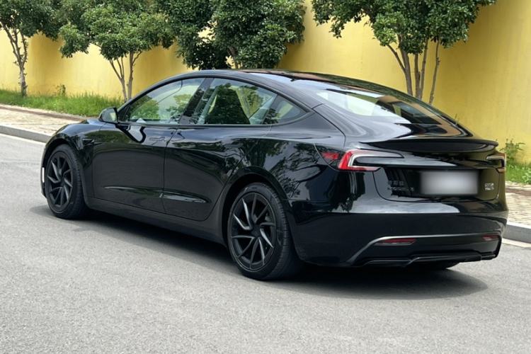Used Tesla Model 3 2025 Model Revised High-Performance All-Wheel-Drive Version Exterior 6