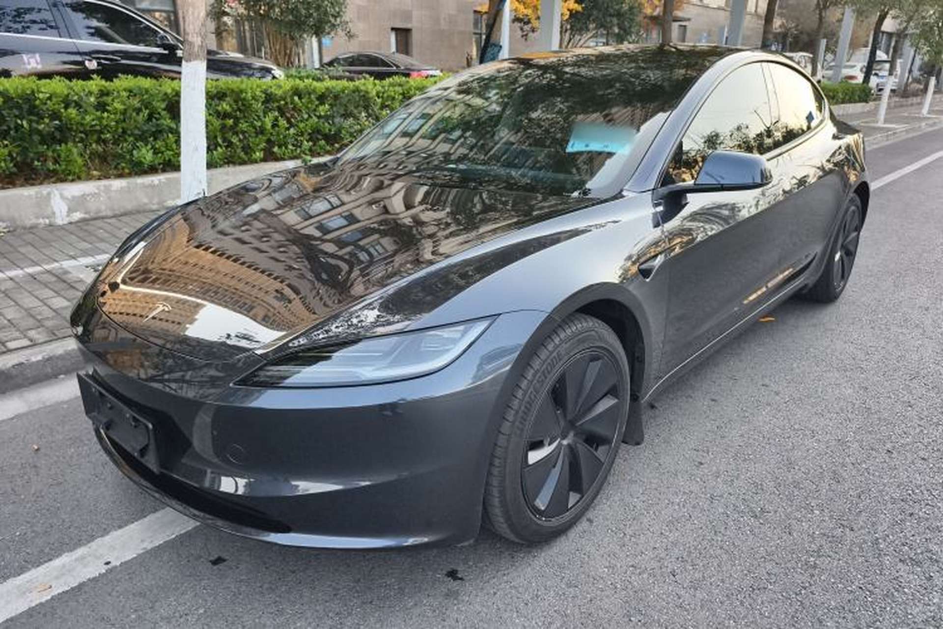 Used Tesla Model 3 2025 Rear-Wheel-Drive Version Front Left 45 Deg