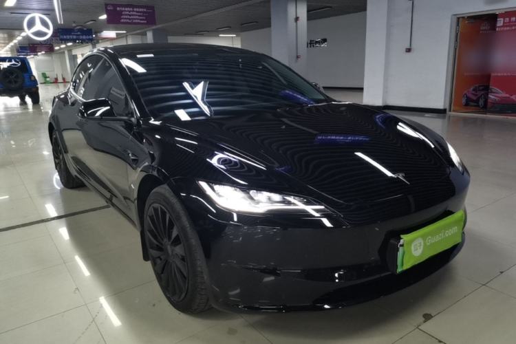 Used Tesla Model 3 2025 Rear-Wheel-Drive Version Front Right 45 Deg