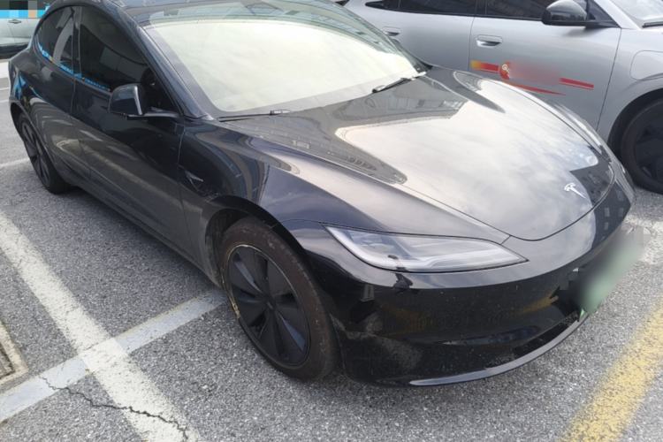 Used Tesla Model 3 2025 Rear-Wheel-Drive Version Front Right 45 Deg