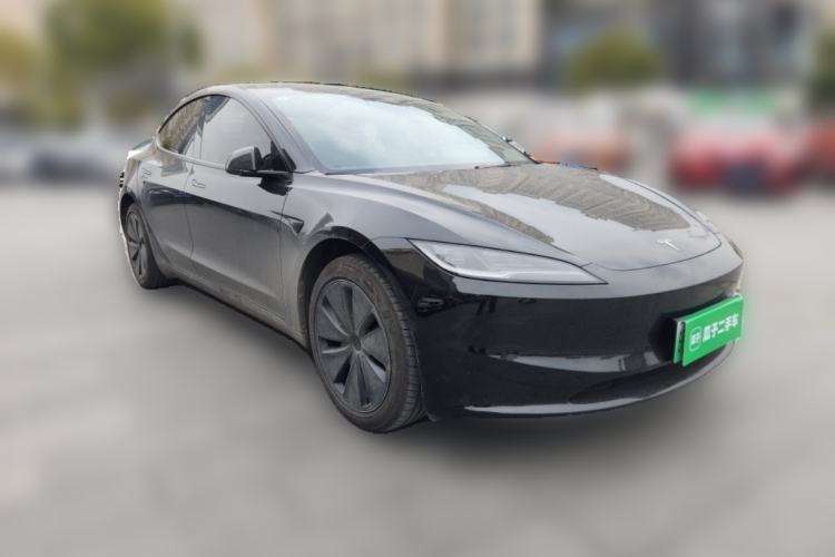 Used Tesla Model 3 2025 Rear-Wheel-Drive Version Front Right 45 Deg