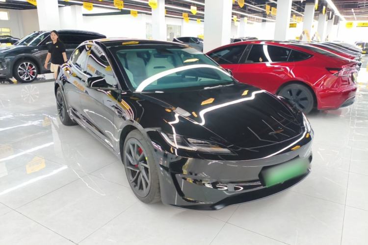 Used Tesla Model 3 2025 Model Revised High-Performance All-Wheel-Drive Version Front Right 45 Deg