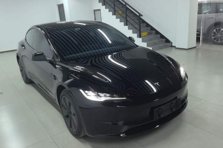 Used Tesla Model 3 2025 Model Revised Rear-Wheel-Drive Version Front Right 45 Deg
