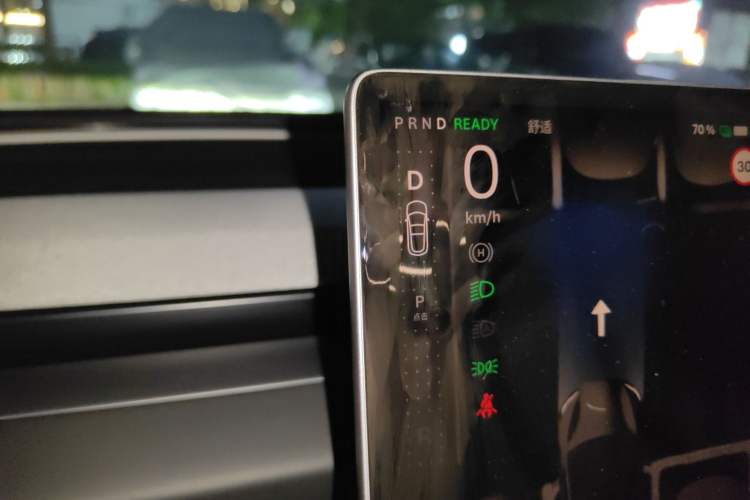 Used Tesla Model 3 2025 Model Revised Long-Range Rear-Wheel-Drive Version Gear Lever