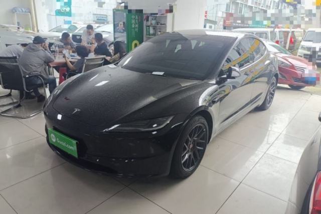 Used Tesla Model 3 2025 Long-Range All-Wheel-Drive Version