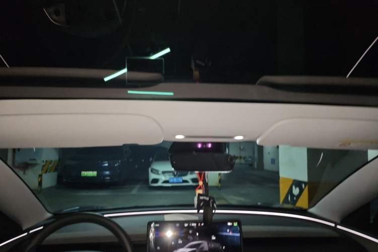 Used Tesla Model 3 2025 Model Revised Rear-Wheel-Drive Version Headliner