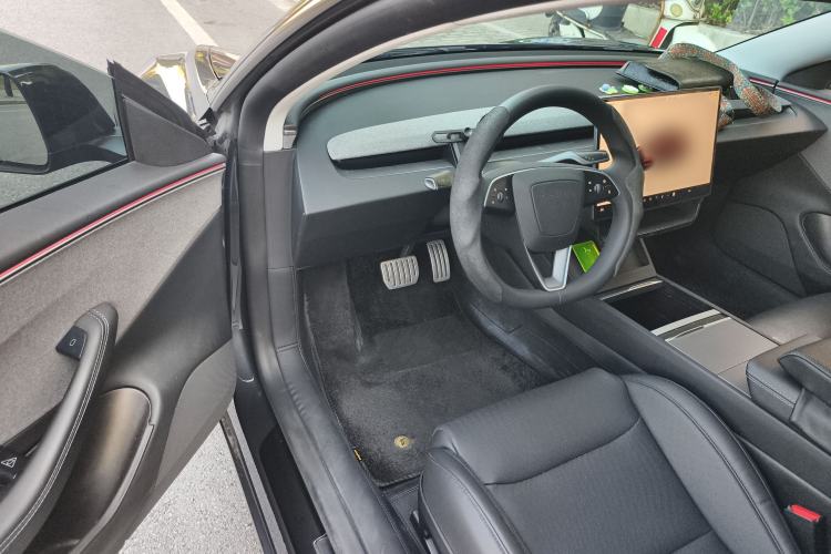 Used Tesla Model 3 2025 Rear-Wheel-Drive Version Interior 2