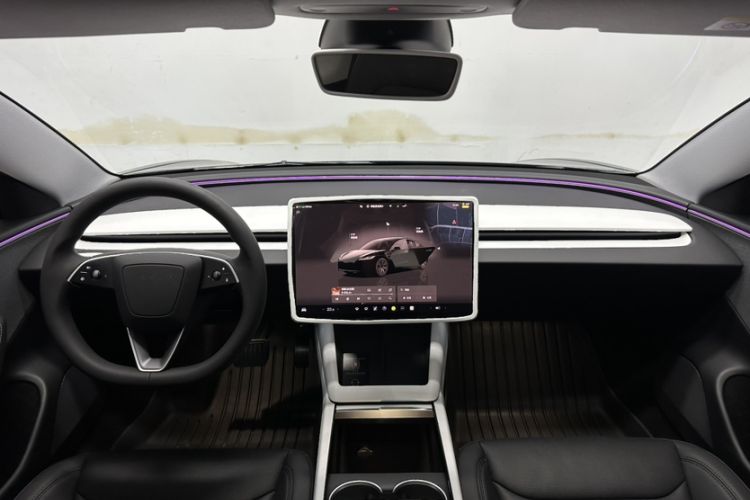 Used Tesla Model 3 2025 Model Revised Rear-Wheel-Drive Version Interior 2