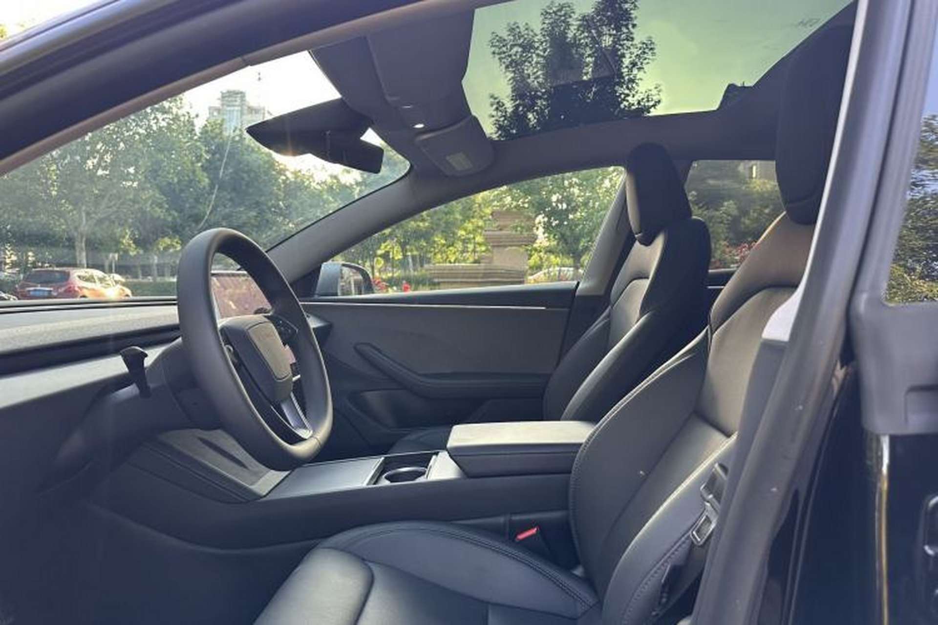 Used Tesla Model 3 2025 Model Revised Rear-Wheel-Drive Version Interior 2
