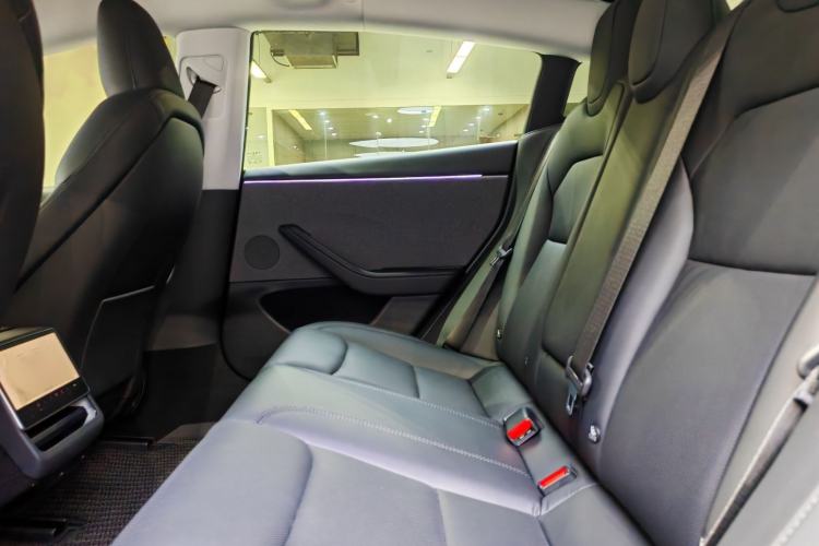Used Tesla Model 3 2025 Model Revised Rear-Wheel-Drive Version Interior 3